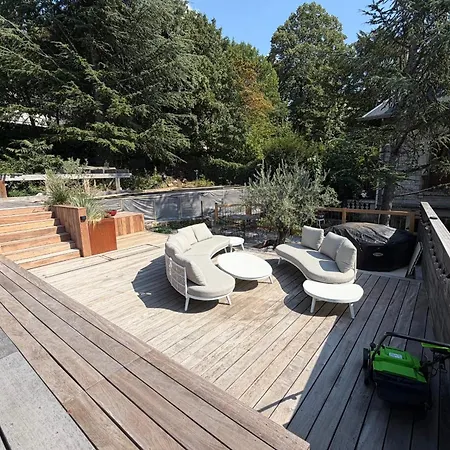 Bagatelle Apartment *